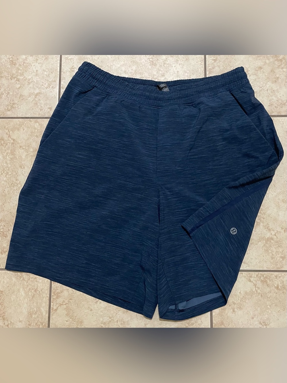 Lululemon Men's Pace Breaker Shorts 7” Size M